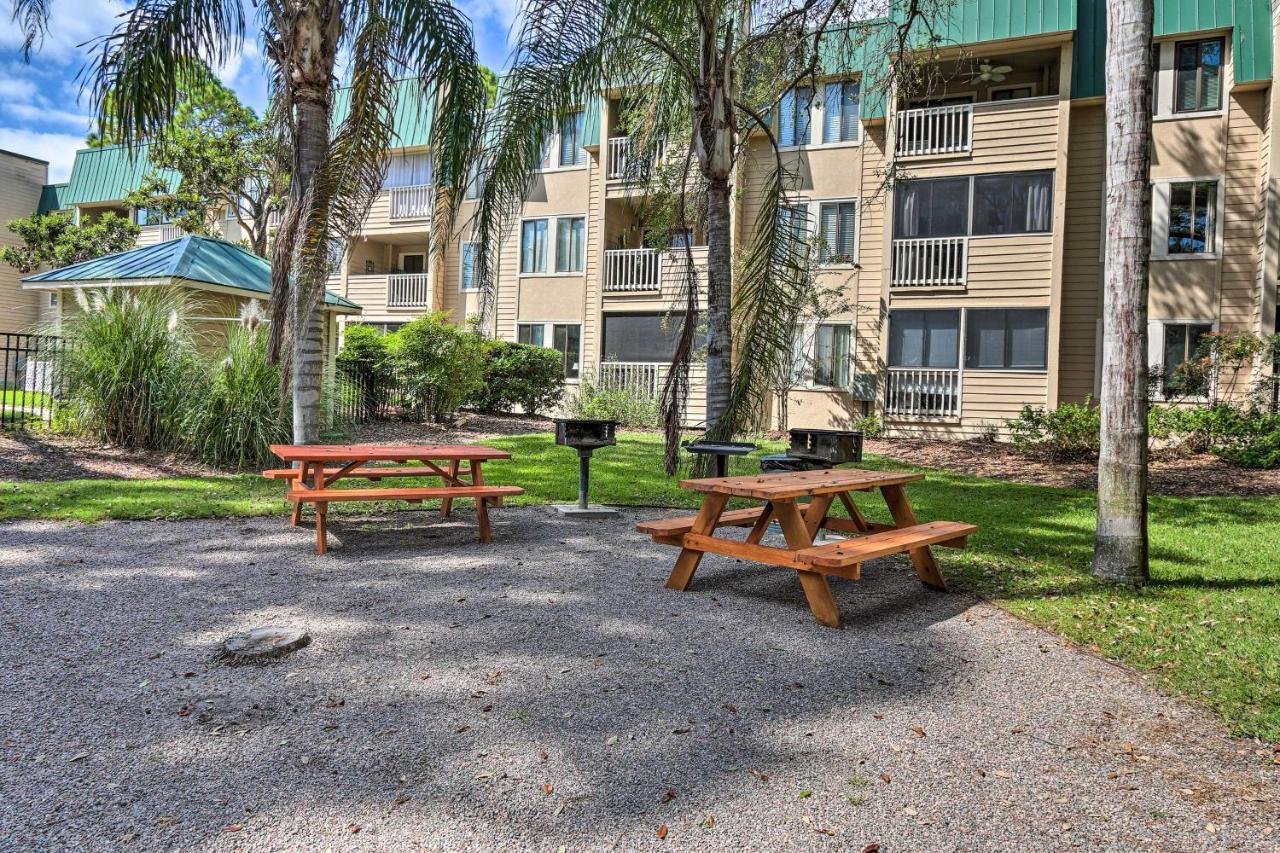 Colorful Hilton Head Condo With Beach And Pool Access! Гілтон-Гед-Айленд Екстер'єр фото
