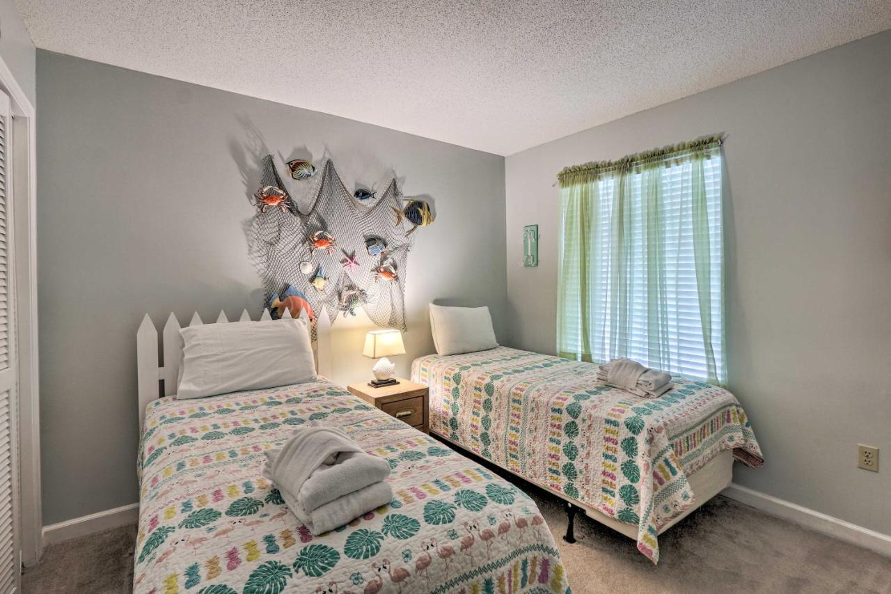 Colorful Hilton Head Condo With Beach And Pool Access! Гілтон-Гед-Айленд Екстер'єр фото